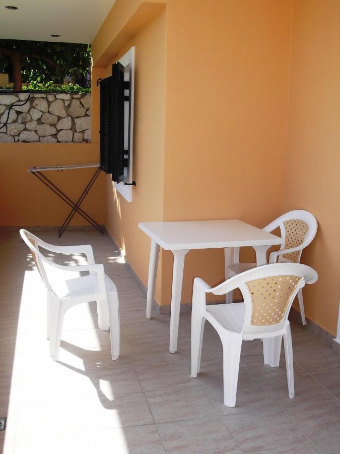 Calypso Luxury Studios Vasiliki  Luaran gambar