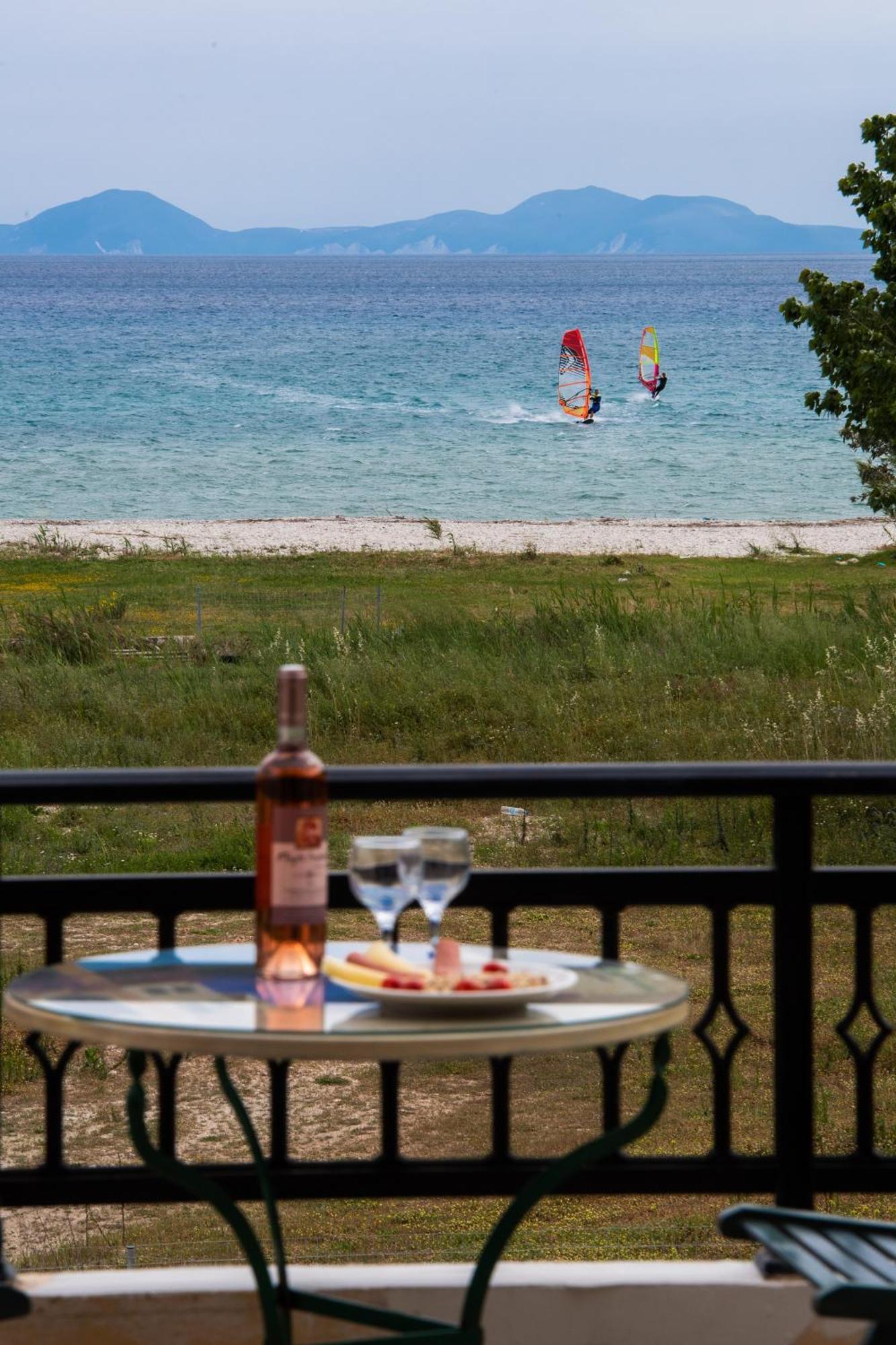 Calypso Luxury Studios Vasiliki  Luaran gambar