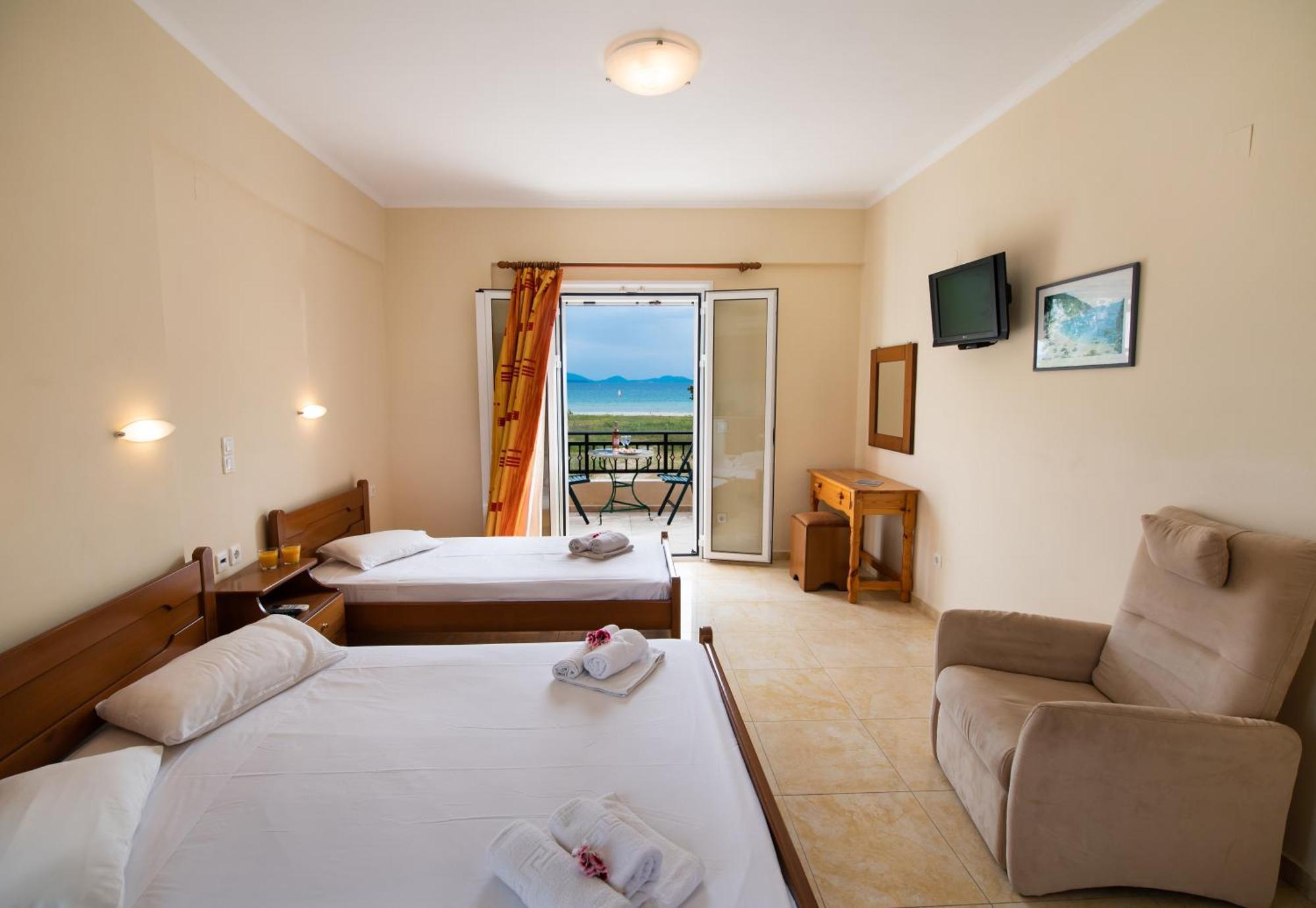 Calypso Luxury Studios Vasiliki  Luaran gambar